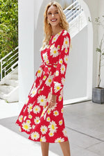 Load image into Gallery viewer, Daisy Print Maxi Dress
