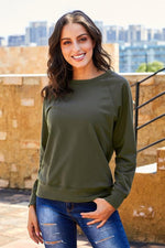 Load image into Gallery viewer, Basic Loose Round Neck Sweatshirt
