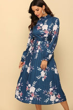 Load image into Gallery viewer, Floral Printed Log Sleeves Pleated Dress
