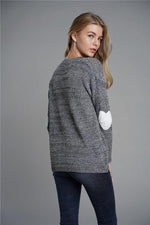 Load image into Gallery viewer, Shape Of The Heart Knit Pullover
