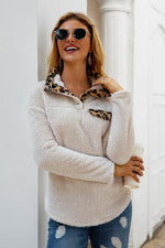 Load image into Gallery viewer, Leopard Button Plush Pullover

