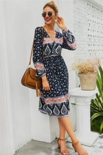 Load image into Gallery viewer, Paisley V Neck Long-Sleeved Dress

