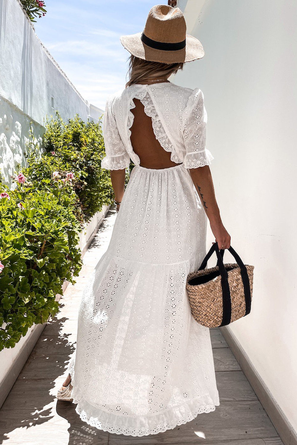 Ladies Lace Crochet Dress Open Back Ruffled Maxi Dress for Summer