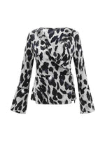 Load image into Gallery viewer, Leopard Flare Sleeve Top

