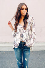 Load image into Gallery viewer, V-Neck Backless Floral Blouse
