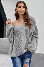 Load image into Gallery viewer, Thick Knitted Sweater

