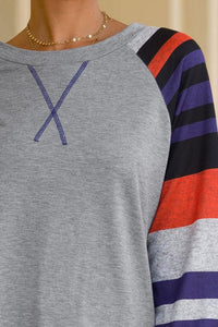 T-Shirt With Round Neck And Stripes