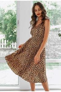 Elegant Leopard Spaghetti Strap Pleated Dress