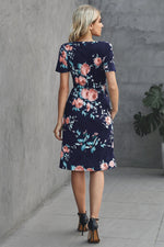 Load image into Gallery viewer, Short Sleeve Pocketed Floral T Shirt Dress
